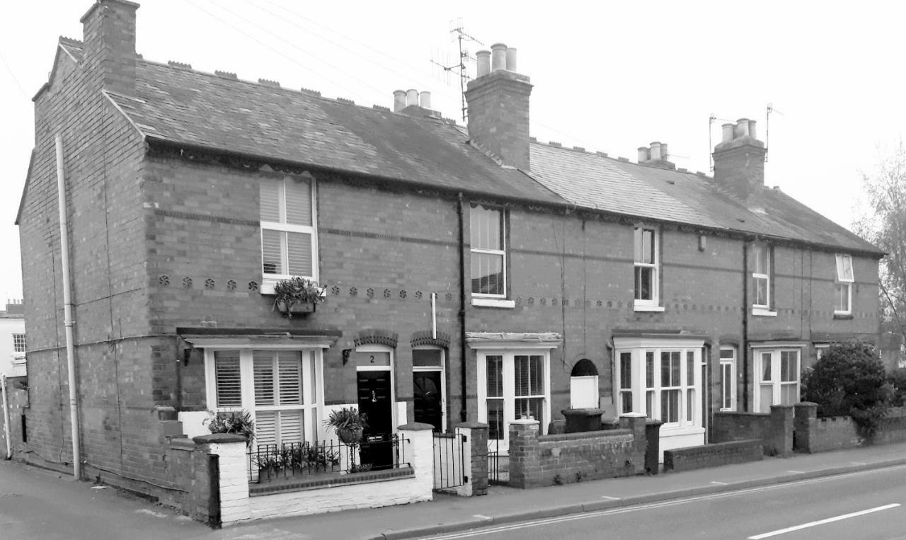 Simpsons Cottage - Grove Road Cottages Стратфорд на Ейвън Екстериор снимка